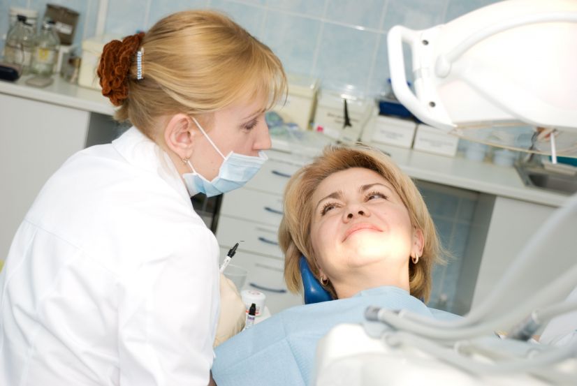 Snapshot of hallandaledentalcare.com
